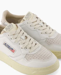 Autry Sneaker Medalist Low Wom Wit*Dames Sneakers